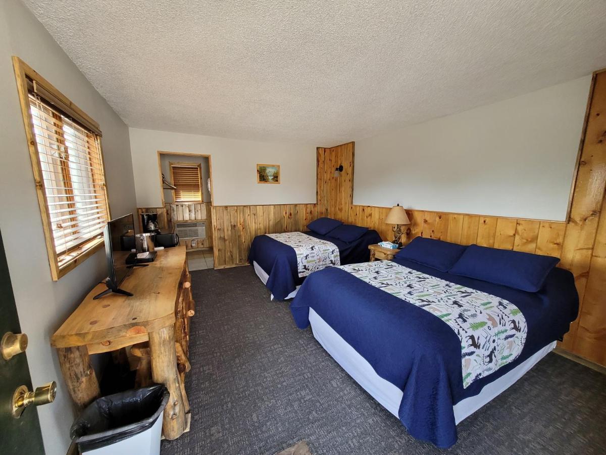 Yellowstone Valley Inn Wapiti Bagian luar foto